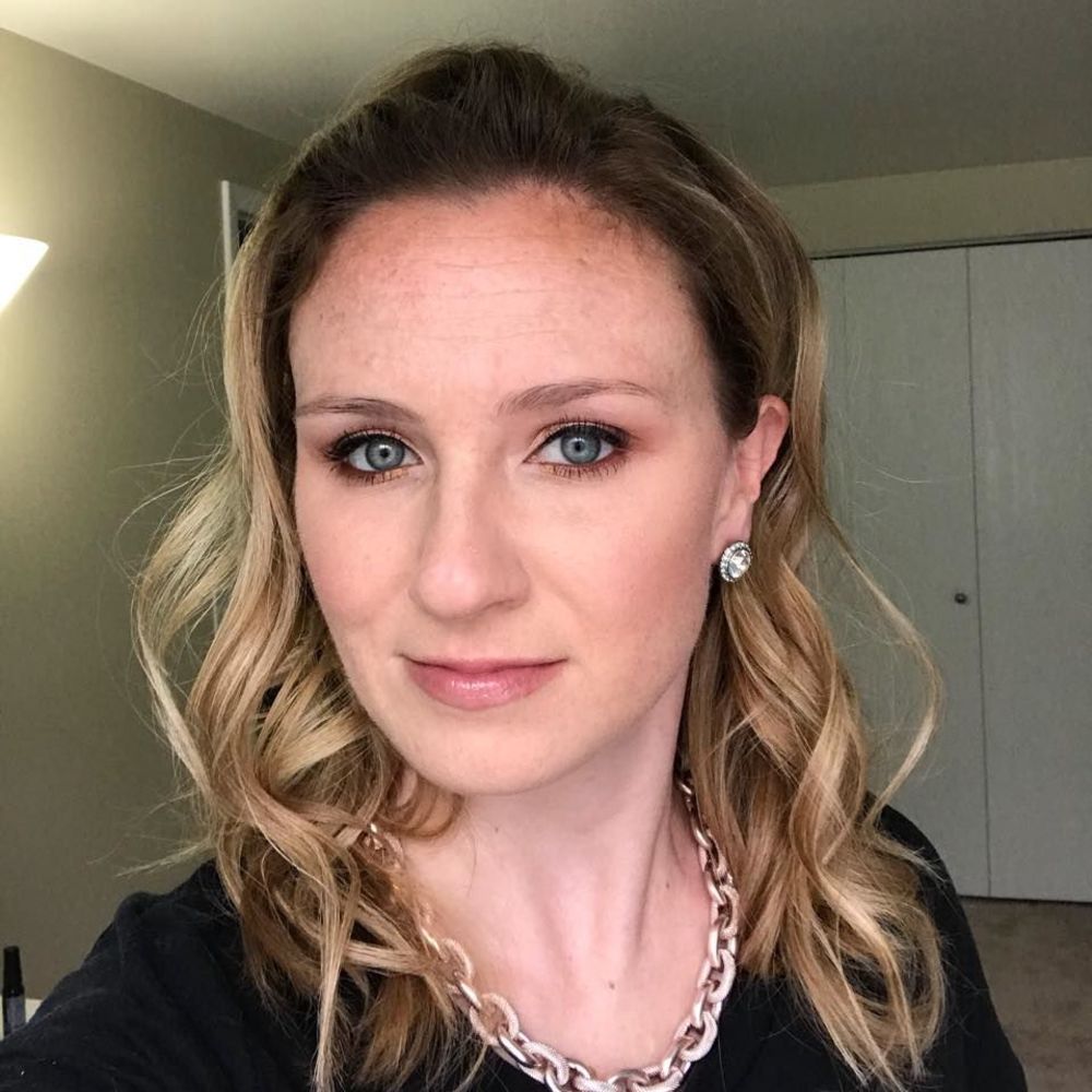 Meet your Posher, Lauren